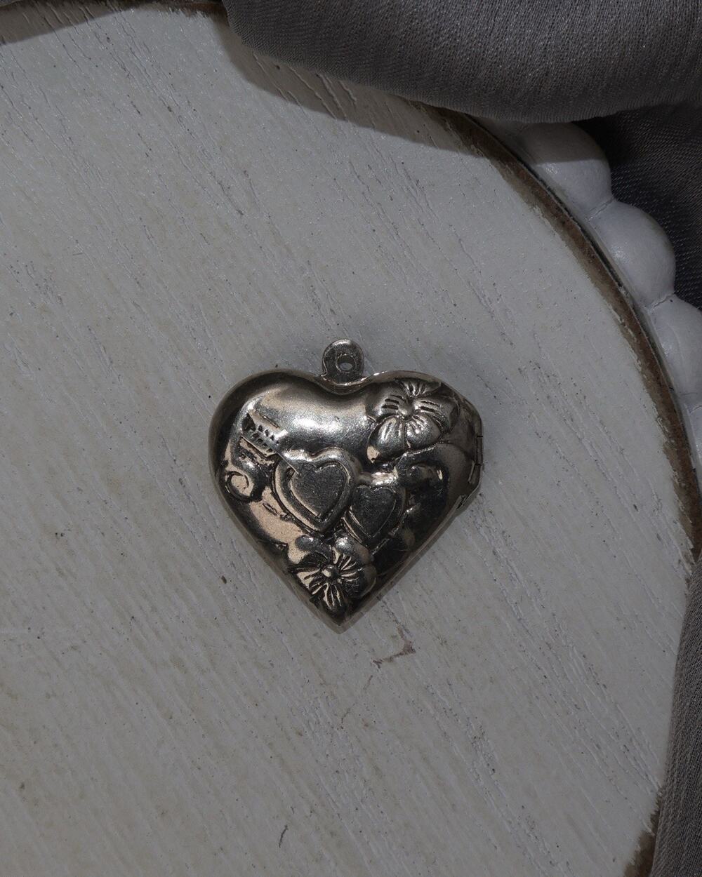 Vintage Sterling Silver Puffy Heart Locket Charm 3.7G / 0.8in